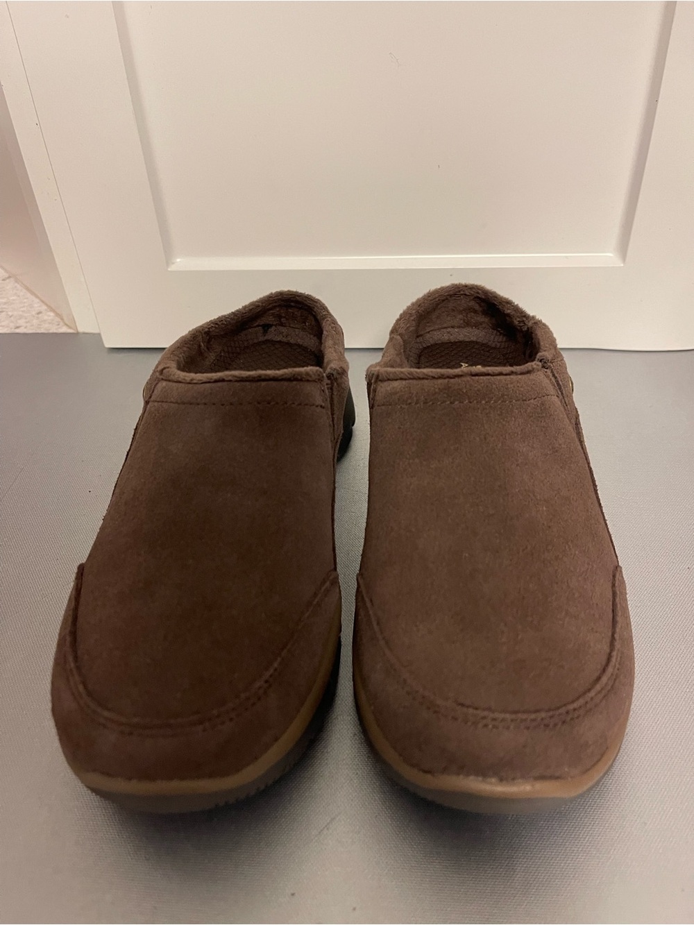 Skechers Easy Going Latte 2 Slip On Mules Faux Fur Lining Choc Suede Shoes Sz 7M